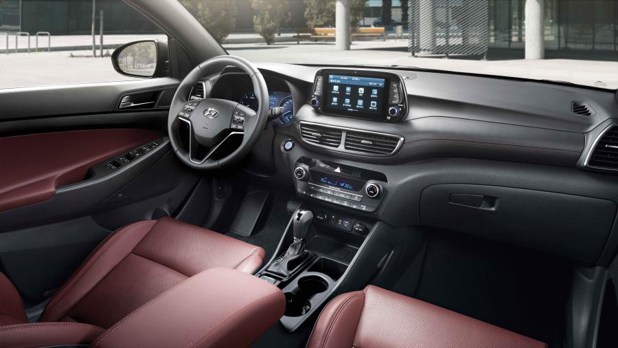 Торпедо Hyundai Tucson (TL) 2018 года  (KR) (фото 3 из 3)